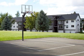 Whimsical pig apartments spokane valley, washington basketball court